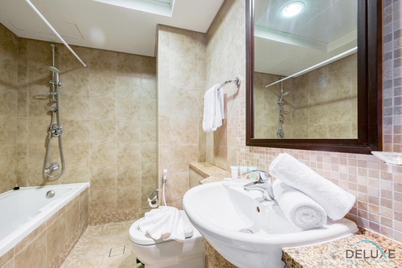 Calm Studio At Sky Gardens Difc By Deluxe Holiday Homes Dubái Exterior foto