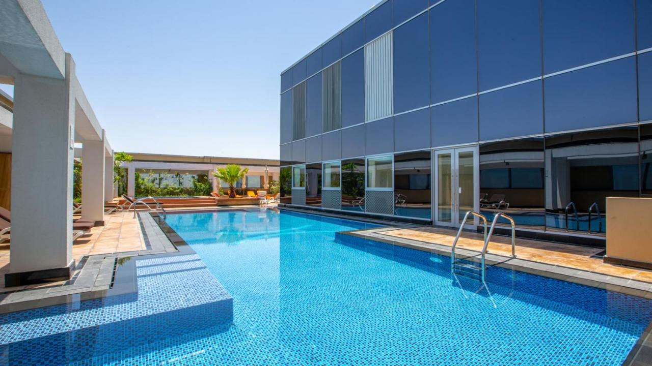 Calm Studio At Sky Gardens Difc By Deluxe Holiday Homes Dubái Exterior foto